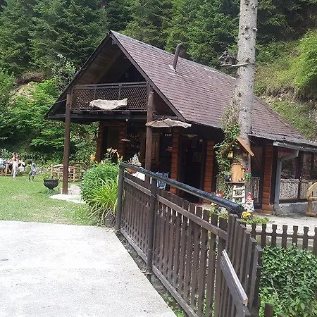 Chalet Hadzic Шале Подгорица